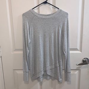 GRAY LONG SLEEVE TOP
